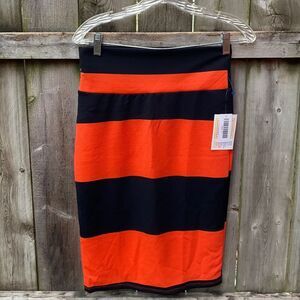 Lularoe Stripped skirt sz. S NWT